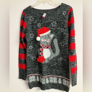 No Boundaries Women’s Winter/Holiday/Cat Sweater, M (7-9), Cat Theme, Gray/Red